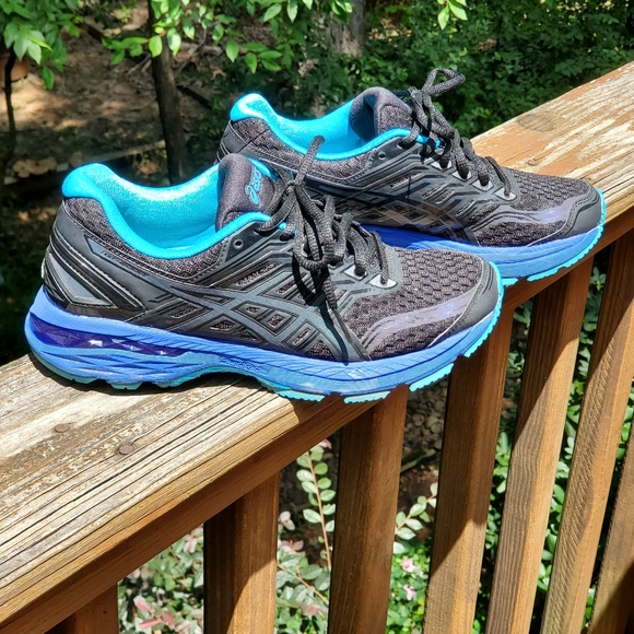 Asics - Picture 3 of 3